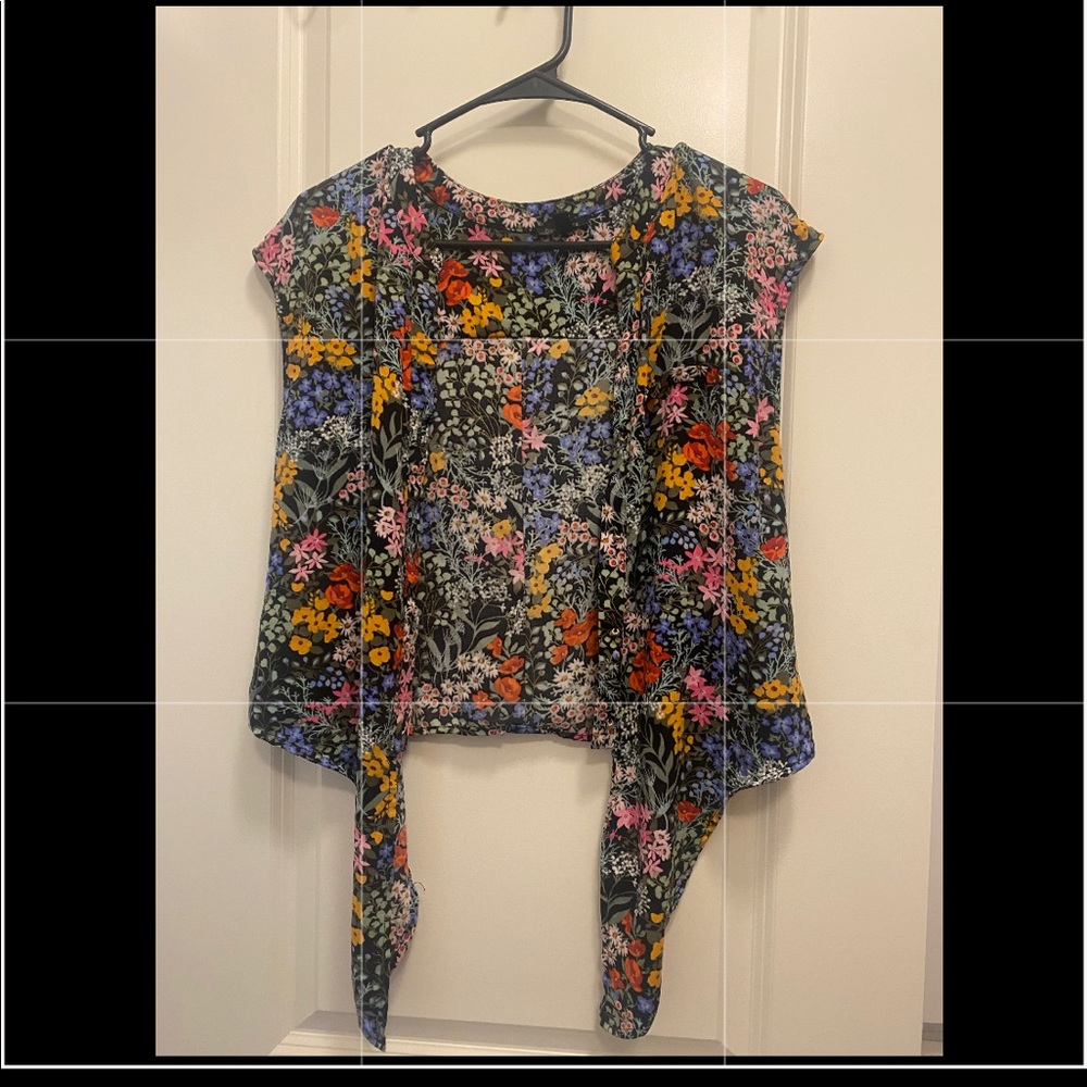 Flower print button down with front tie shirt